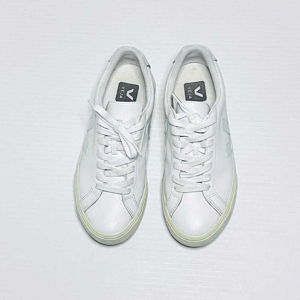 Veja Men's White Sneakers - Picture 7 of 12
